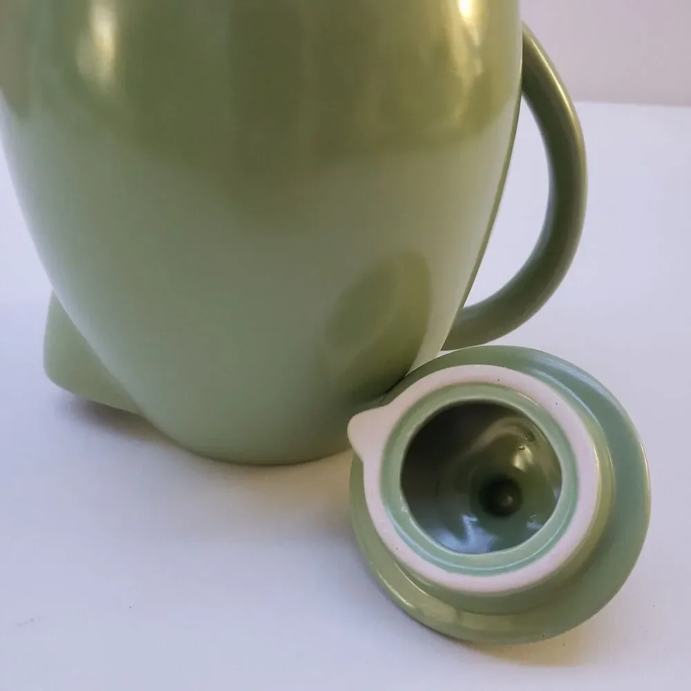 Starbucks Tea Coffee Pot Avocado Sage Green Stoneware 32 fl oz Cottage Y2K Boho